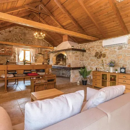 Two-bedroom In Jagodnja Gornja Dom wakacyjny Donja Jagodnja