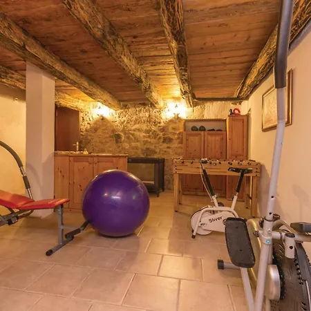 Two-bedroom In Jagodnja Gornja