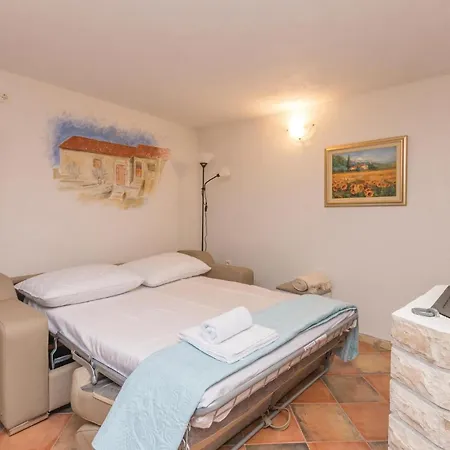 Dom wakacyjny Two-bedroom In Jagodnja Gornja *