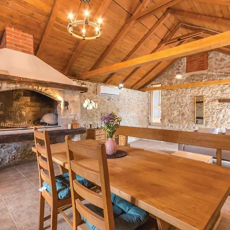 Two-bedroom In Jagodnja Gornja Dom wakacyjny *