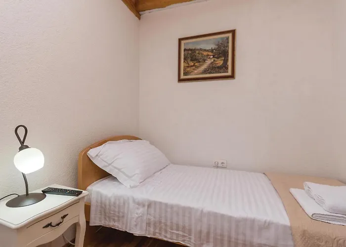 Nyaraló Two-bedroom In Jagodnja Gornja